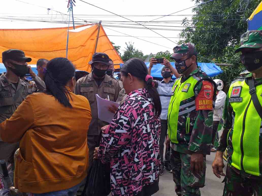 Pasar Tradisional Pattallassang Wakapolsek Pattallassang Pimpin