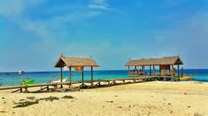 Begini Pesona Pantai Pasir Putih Pulau Lae Lae Makassar