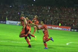 Sundulan Reinaldo Bawa PSM ke Puncak Klasemen Liga I Indonesia