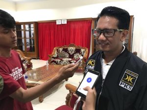Relawan PKS Tetap Sosialisasikan Prof Andalan Hinggi Pelosok
