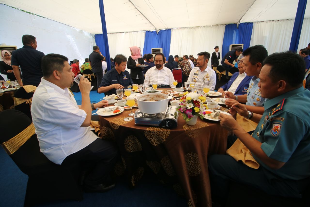 Appi-Cicu, Surya Paloh, RMS dan SYL Makan Siang Bersama di Rujab Gubernuran