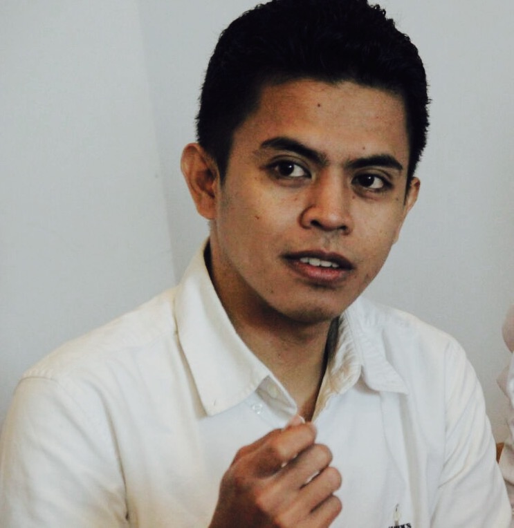 Acuhkan Dukungan Rakyat, Anak Mantu Plt Gubernur Maluku Utara Sayangkan Deng Iwan