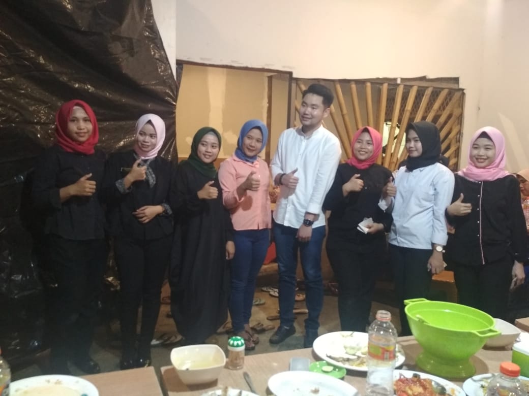 Dukungan Karyawan Rumah Makan Bone Tapparang Buat Andre Prasetyo Tanta