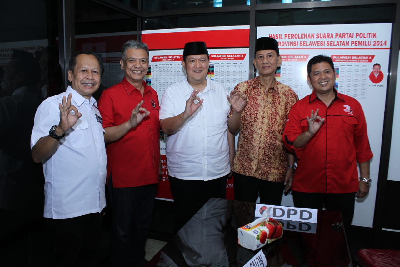 Onasis Komitmen Bangun Makassar Bersama PDIP