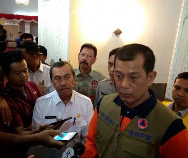Kepala BNPB Tinjau Langsung Dampak Gempa Ambon
