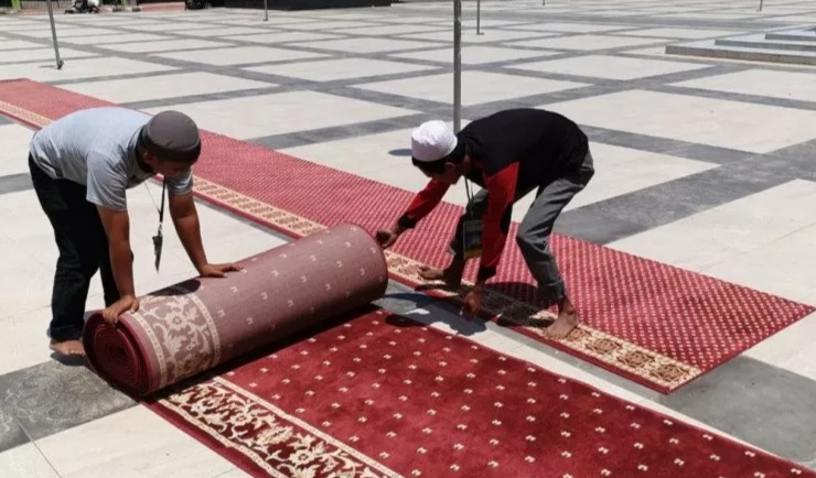 Sterilisasi Masjid Syekh Yusuf Gowa Digelar Untuk Cegah Corona