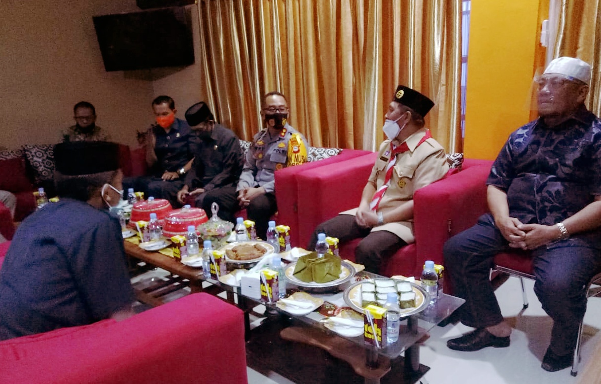 Ketua DPRD Takalar Bersama Para Ketua Komisi Menerima Kunjungan Kapolres Takalar Baru