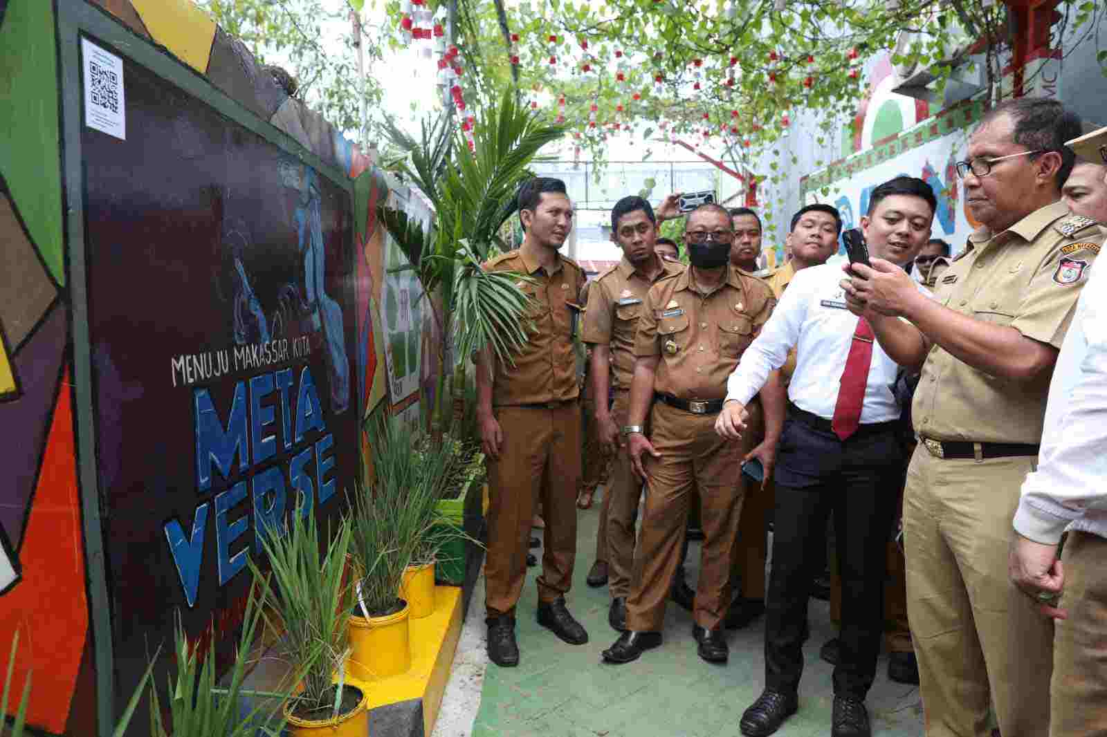 Maksimalkan Longwis Makassar, Wali Kota Danny Ingatkan Kinerja Lurah