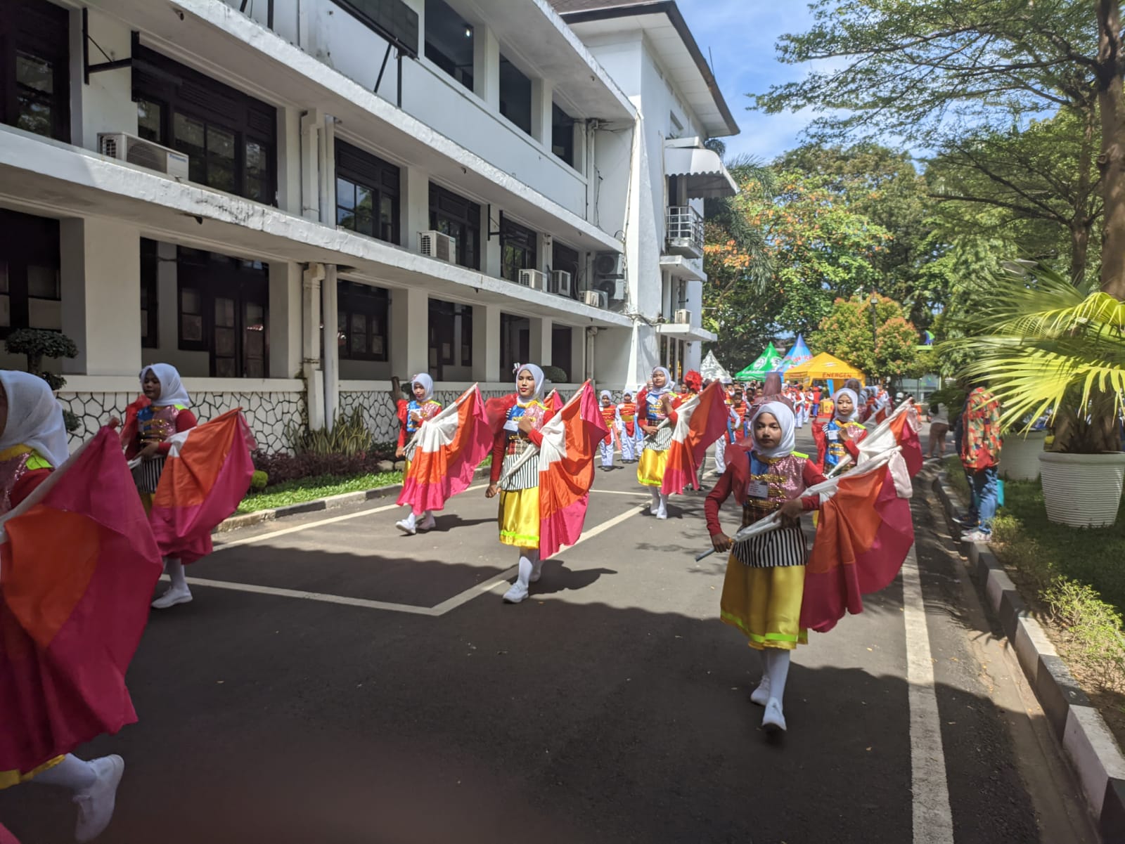 MDCC Kota Makassar Gelar Street Parade Festival Drum se-Selawesi Selatan