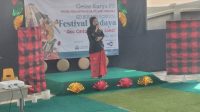 Asmita MM Direktur Runiah School saat memberikan sambutan pada projek P5 festifal budaya