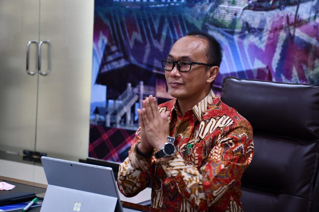 Digitalisasi Administrasi Pemerintahan Provinsi Sulbar Dengan Aplikasi Srikandi Terbaik di Indonesia Tengah dan Timur