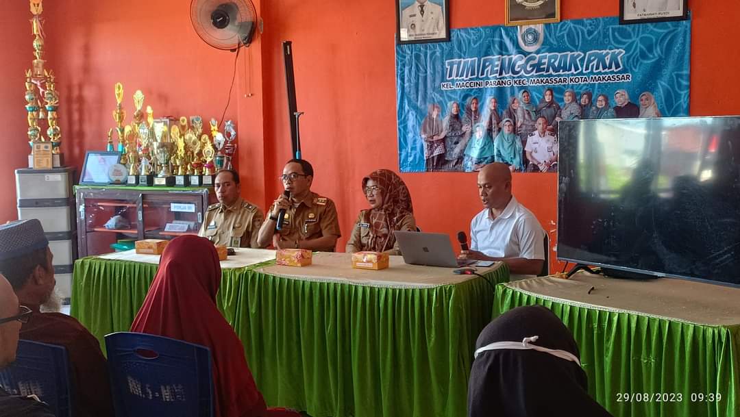 Camat Makassar Hadiri Sosialisasi dan Kickoff Meeting Program Perbaikan Rumah Pasien TB
