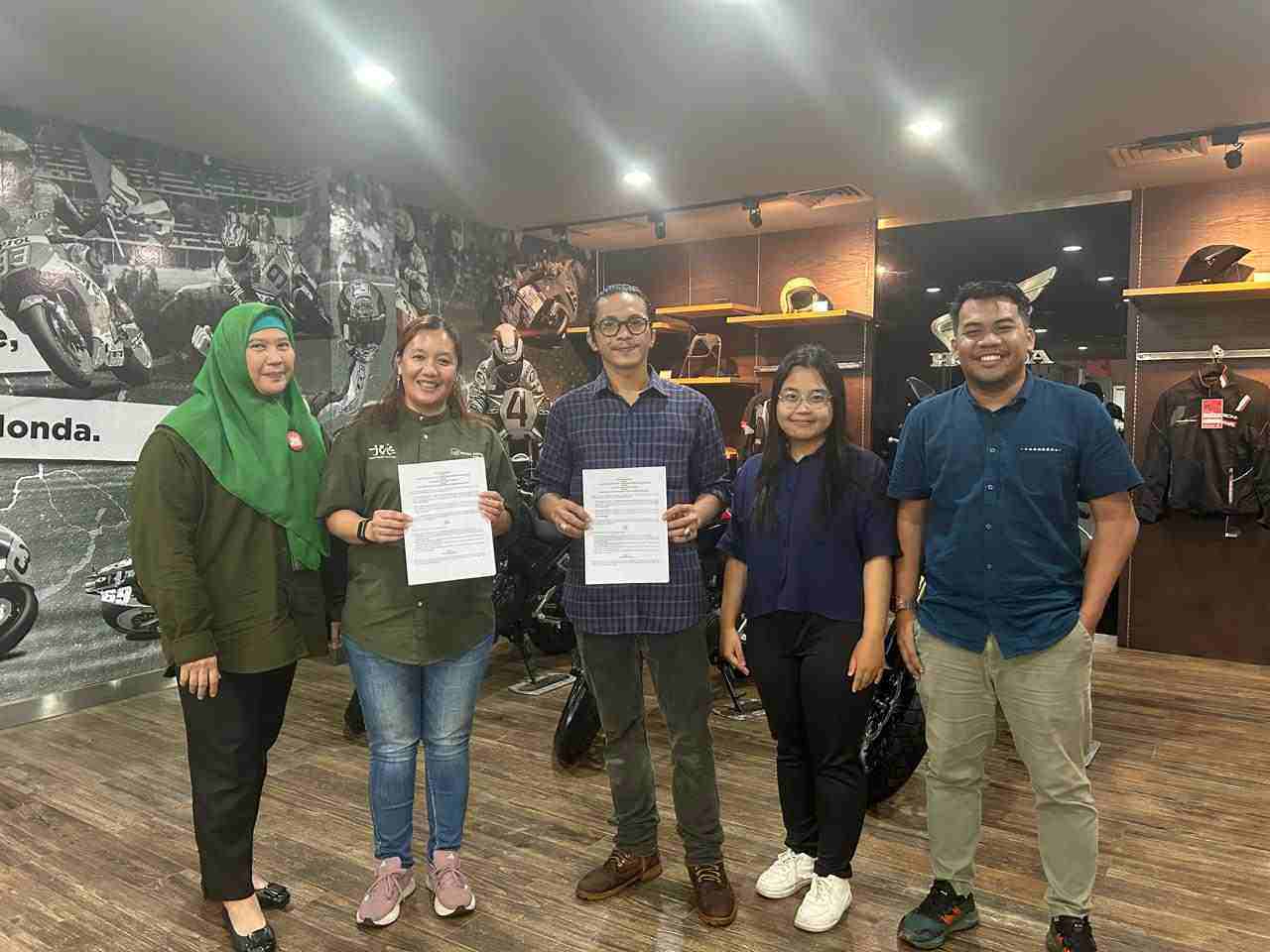 Asmo Sulsel Bank Sampah Kreatif Pemuda Teken MoU Untuk Peduli Lingkungan