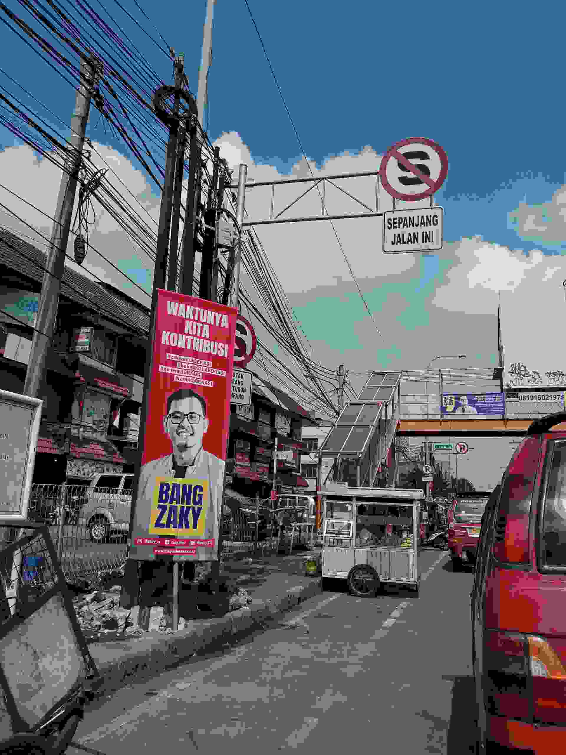 Baliho Bang Zaky Bertebaran di Setiap Sudut Kota Bekasi