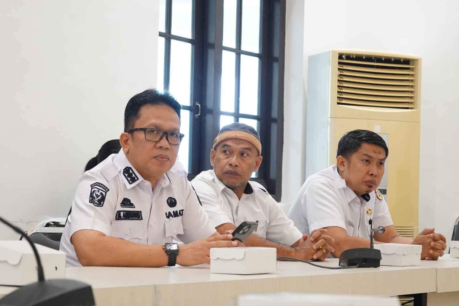 Camat Rappocini M. Aminuddin Hadiri Rapat Koordinasi Yang Digelar Oleh Dinas Pertanahan Terkait Kejelasan Status Tanah Depan PTUN Makassar Yang Diklaim Oleh Seorang Warga Mengaku Sebagai Ahli Waris