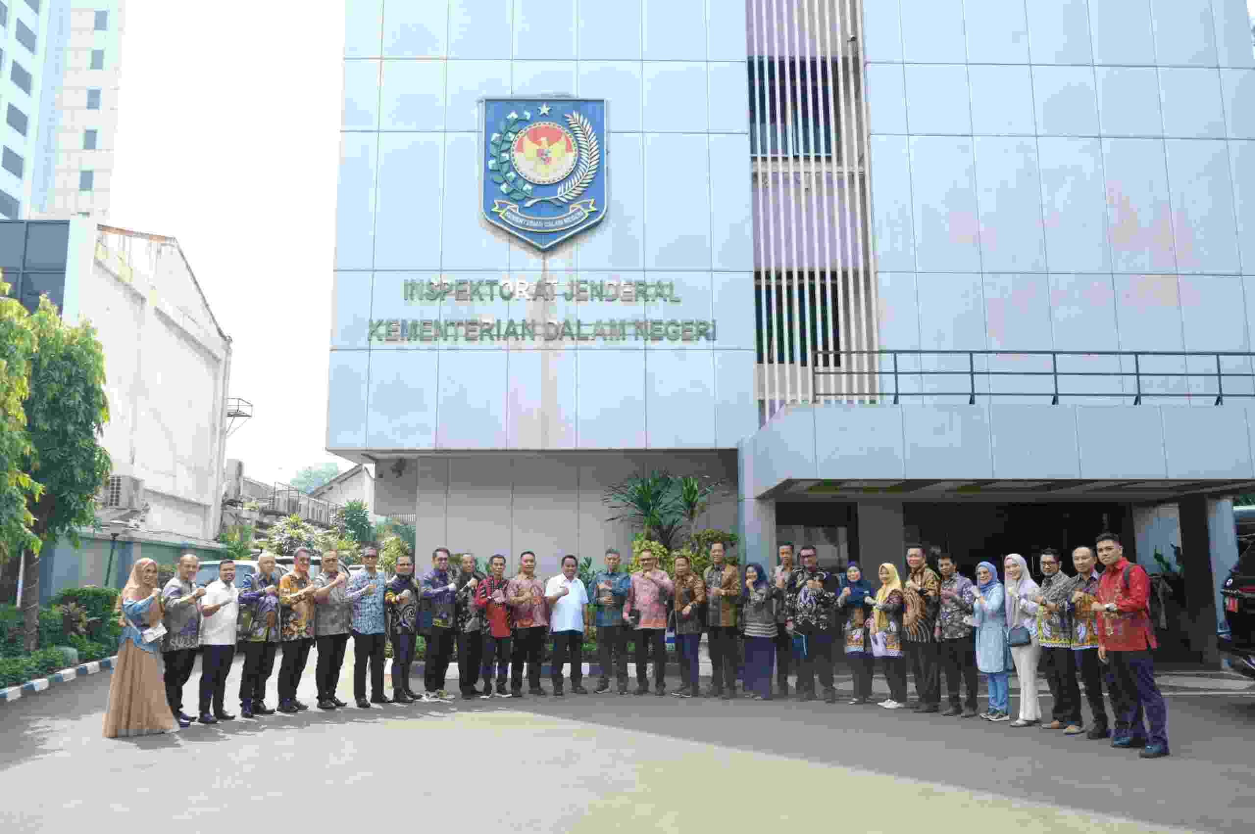Evaluasi Kinerja Triwulan II: Pj Bupati Jeneponto Optimis Tuntaskan Inflasi, Stunting dan Kemiskinan Ekstrem