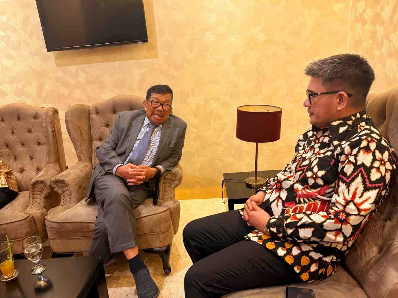 ARA Bertemu Aksa Mahmud : Diskusi Terkait Pilwali Makassar 2024