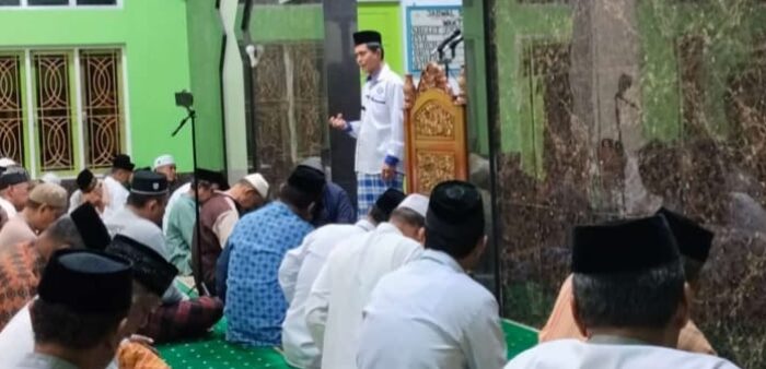 Wabup Selayar Isi Ceramah Subuh di Masjid Syuhada 45, Bahas Pentingnya Ikhlas
