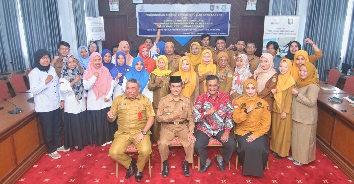 Humas Pemkab Selayar Optimalkan Layanan Publik Melalui Monev dan Pengukuhan Tim Simpul SP4N Lapor