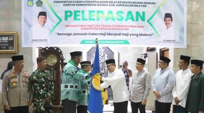 Sekda Selayar Lepas 118 JCH Selayar Ke Asrama Haji Sudiang Makassar