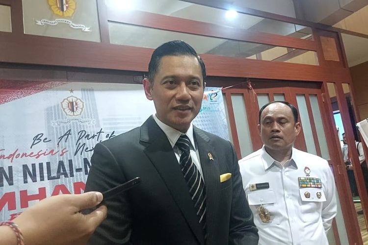 Menteri Agraria dan Tata Ruang/Kepala Badan Pertanahan Nasional (ATR/BPN) Agus Harimurti Yudhoyono (AHY)