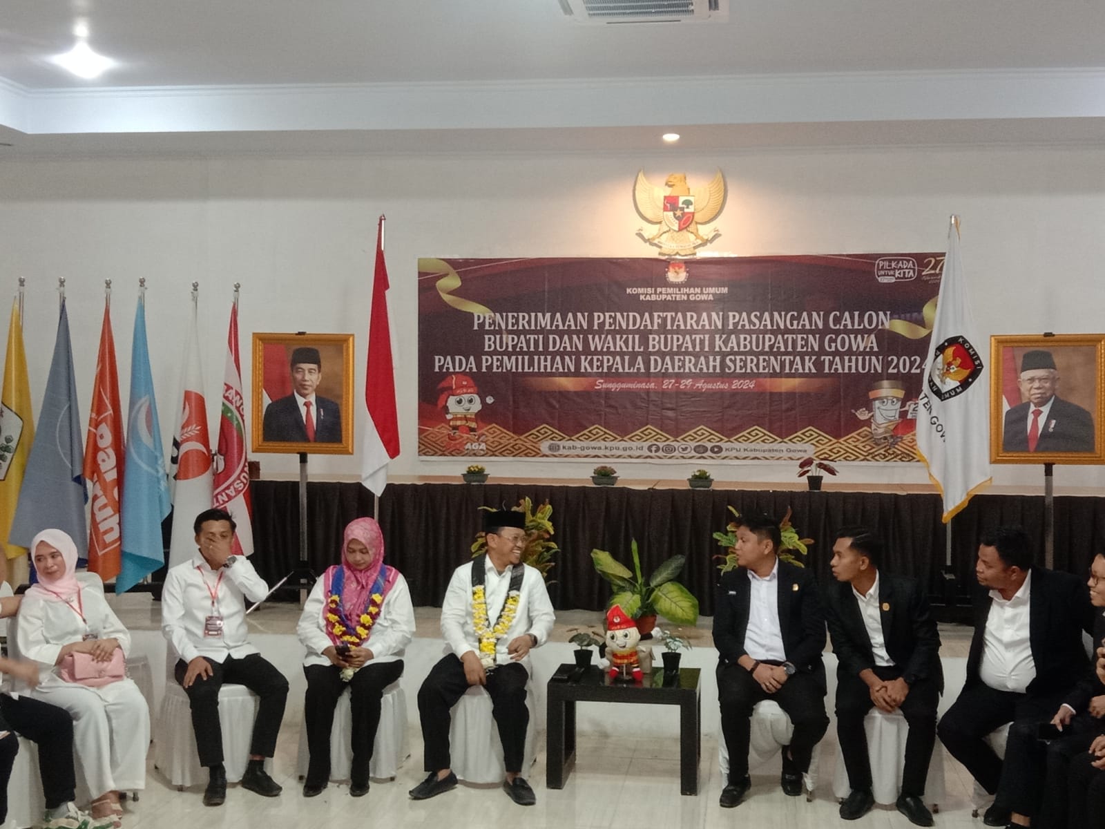 Amir Uskara-Irma Haeruddin Resmi Daftar Pilkada Gowa 2024