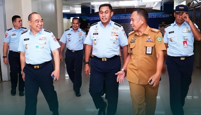 Asisten I Bidang Pemerintahan Maros Terima Kunjungan Kepala Markas Besar TNI Angkatan Udara