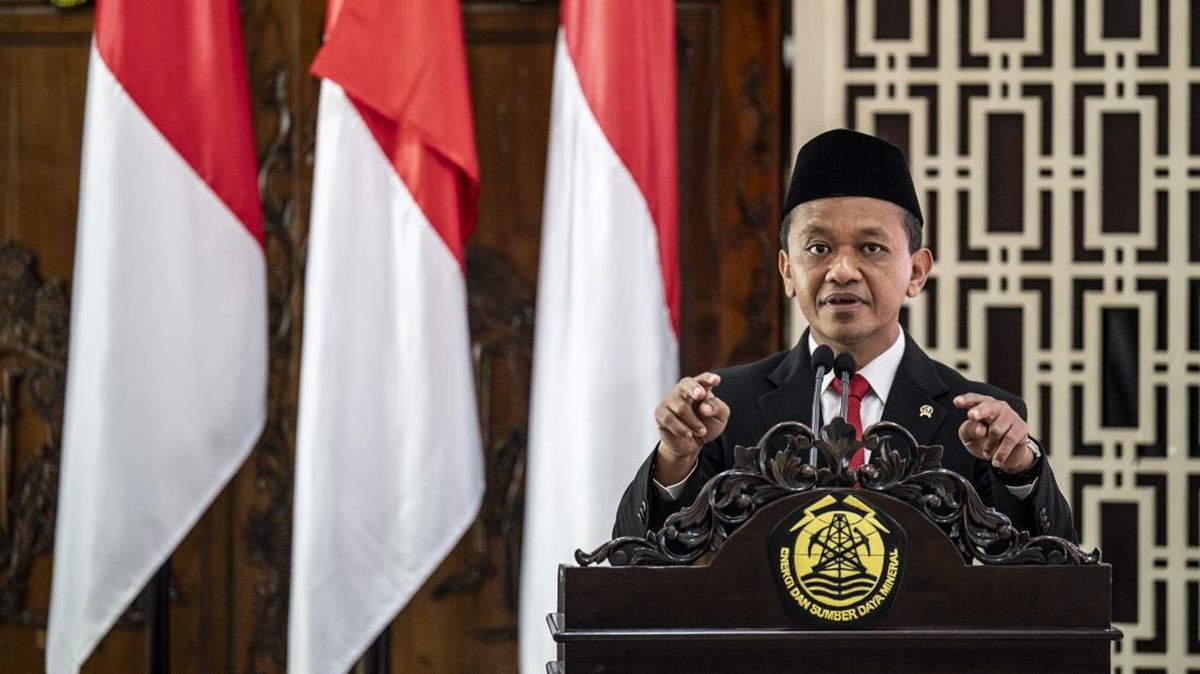 Bahlil Lahadalia Saat Serah Terima Jabatan Menteri Energi dan Sumber Daya Mineral