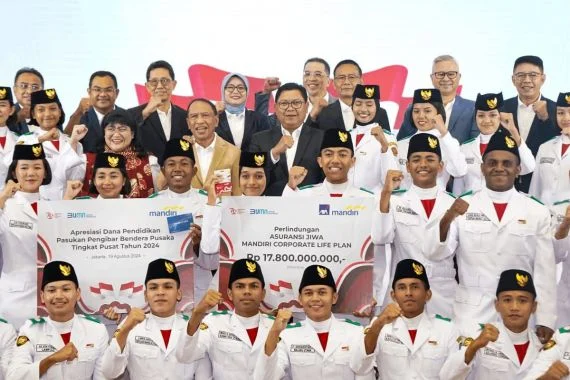 Bank Mandiri Apresiasi 76 Anggota Paskibraka Pusat Tabungan dan E Money Senilai Rp485 Juta