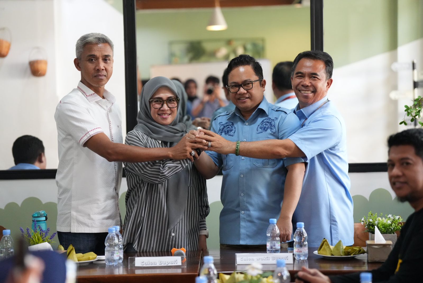 Husniah Darmawangsyah Rapat Perdana Bahas Strategi Menangkan Pilkada Gowa