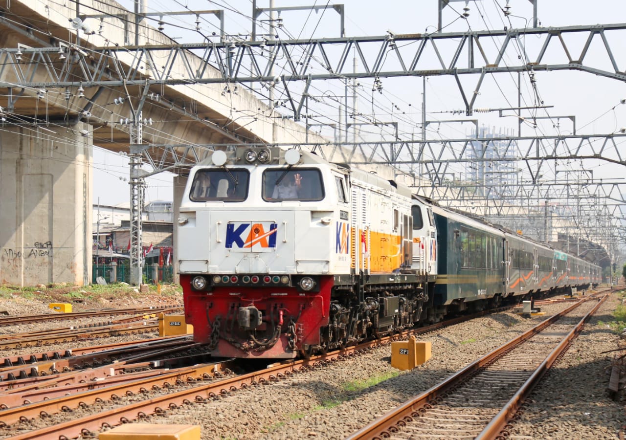 Tiket Terjual Lebih 900 Ribu, Okupansi KAI Daop 1 Jakarta Capai 86 Persen di Mudik Lebaran