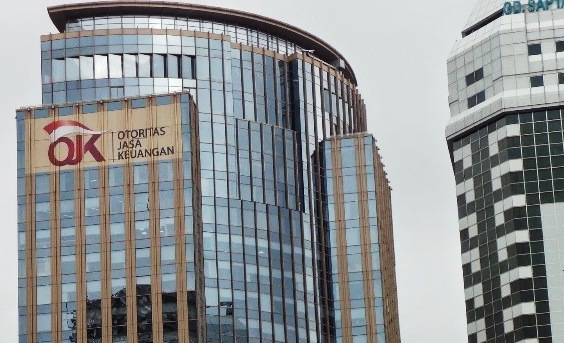 OJK Blokir Puluhan Rekening Petugas Penagih Utang Pinjol Ilegal