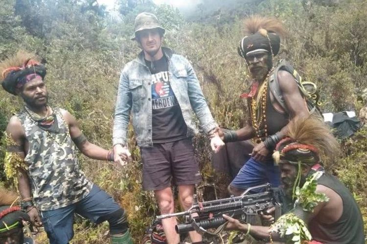 Organisasi Papua Merdeka Saat Menyandra Pilot Susi Air Philips Mehrtens
