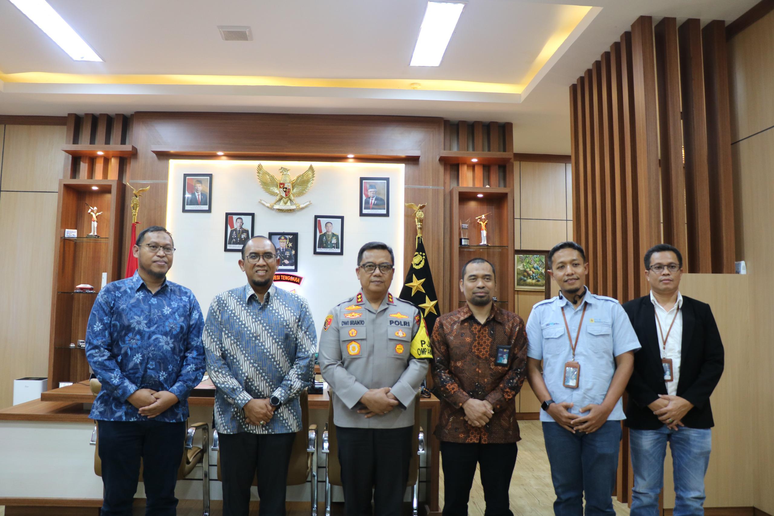 PLN Melakukan Kunjungan Ke Kostrad Polda dan Kejati Sulawesi Tenggara