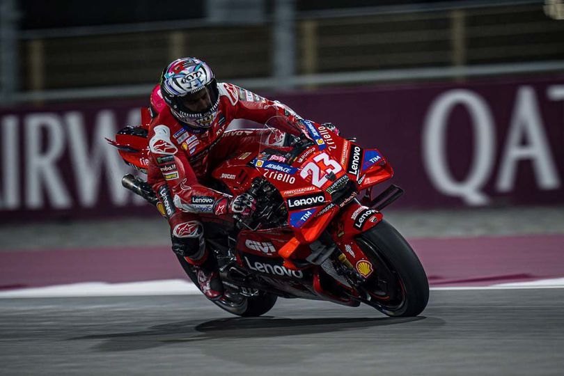 Moto GP Inggris 2024 : Enea Bastianini Juara, Menyalip Martin di Lap Terakhir