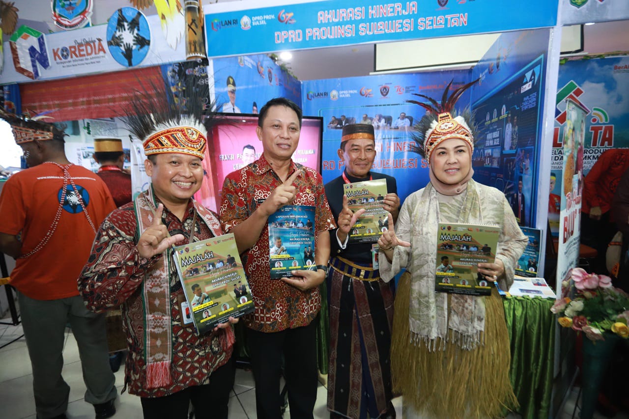 Sekretaris Dewan Perwakilan Rakyat Daerah Sulawesi Selatan (Sekwan DPRD Sulsel), Drs. Muh. Jabir mengikuti Pameran dan Seminar Implementasi Proyek Perubahan Pelatihan Kepemimpinan Nasional Tingkat II Angkatan V, di Kantor Puslatbang KMP LAN