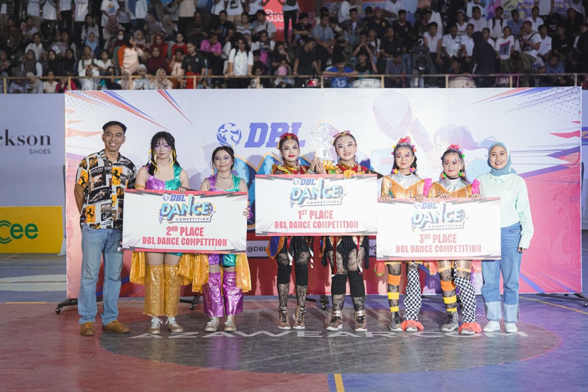 SMA Rajawali Makassar Jadi Jagoan Dance Honda DBL 2024.