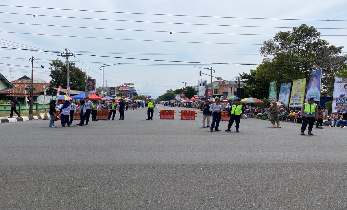 polresta cilacap gelar pengamanan karnaval pembangunan hut ke 79 ri