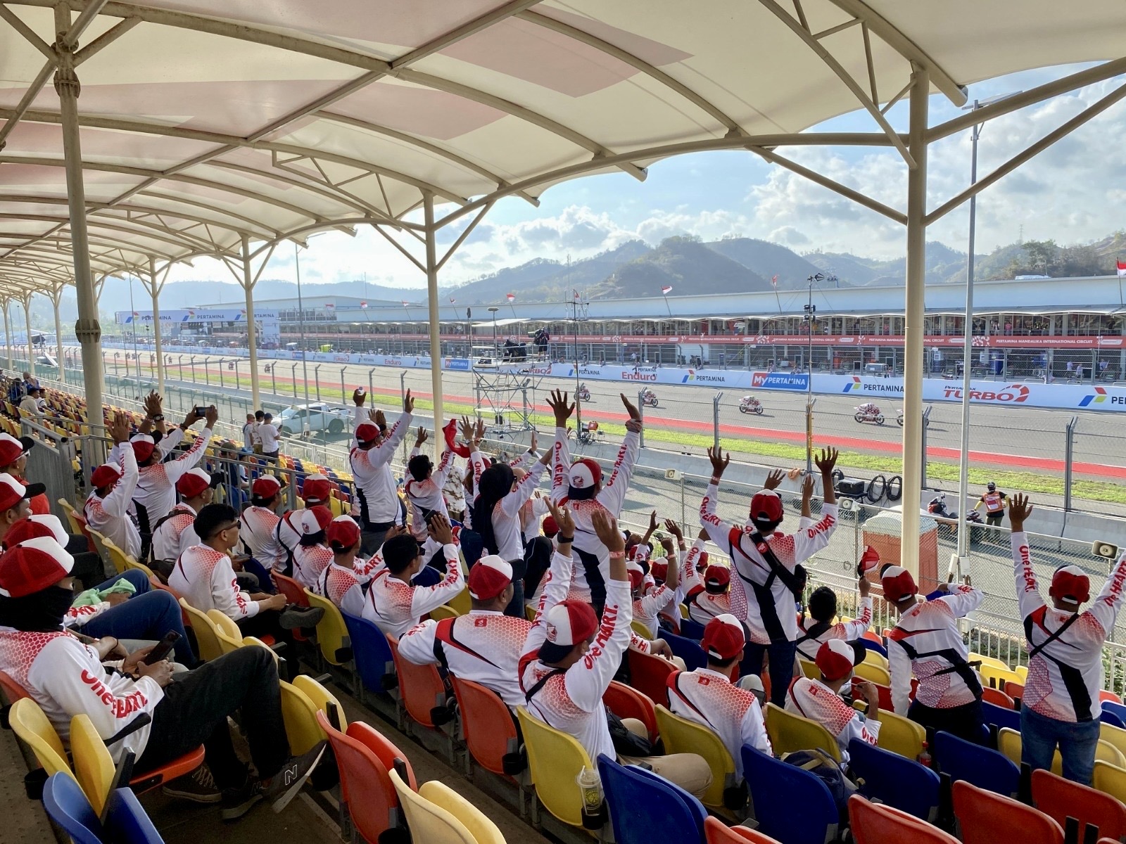 Asmo Sulsel Apresiasi 100 Anggota Komunitas Honda PCX160 Meriahkan MotoGP Mandalika
