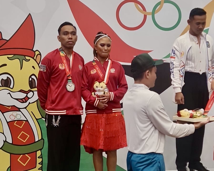 Meski Cedera, Atlet Dansa Sulsel Kadiaman Bersaudara Raih Medali Perak