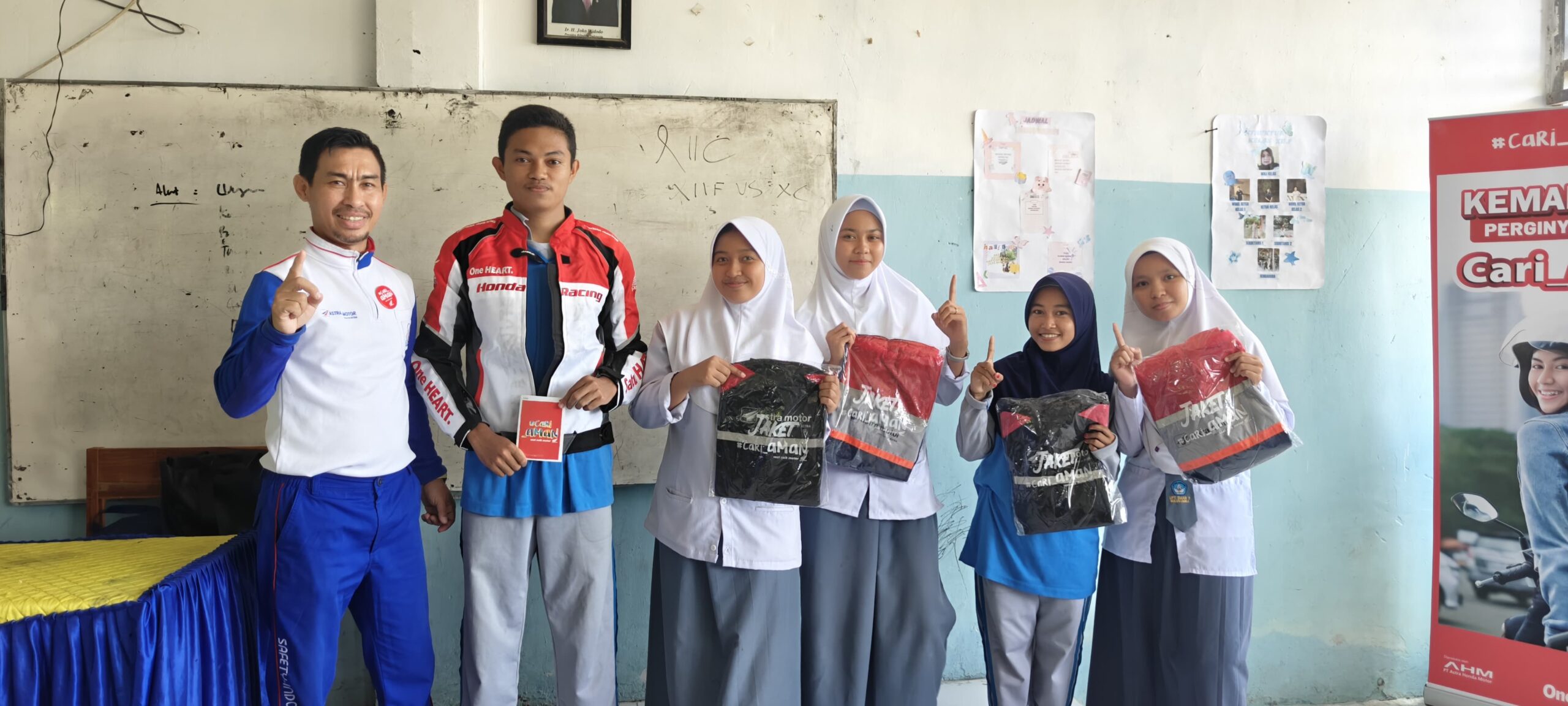 Astra Motor Sulawesi Selatan Beri Edukasi Keselamatan Berkendara di Sekolah