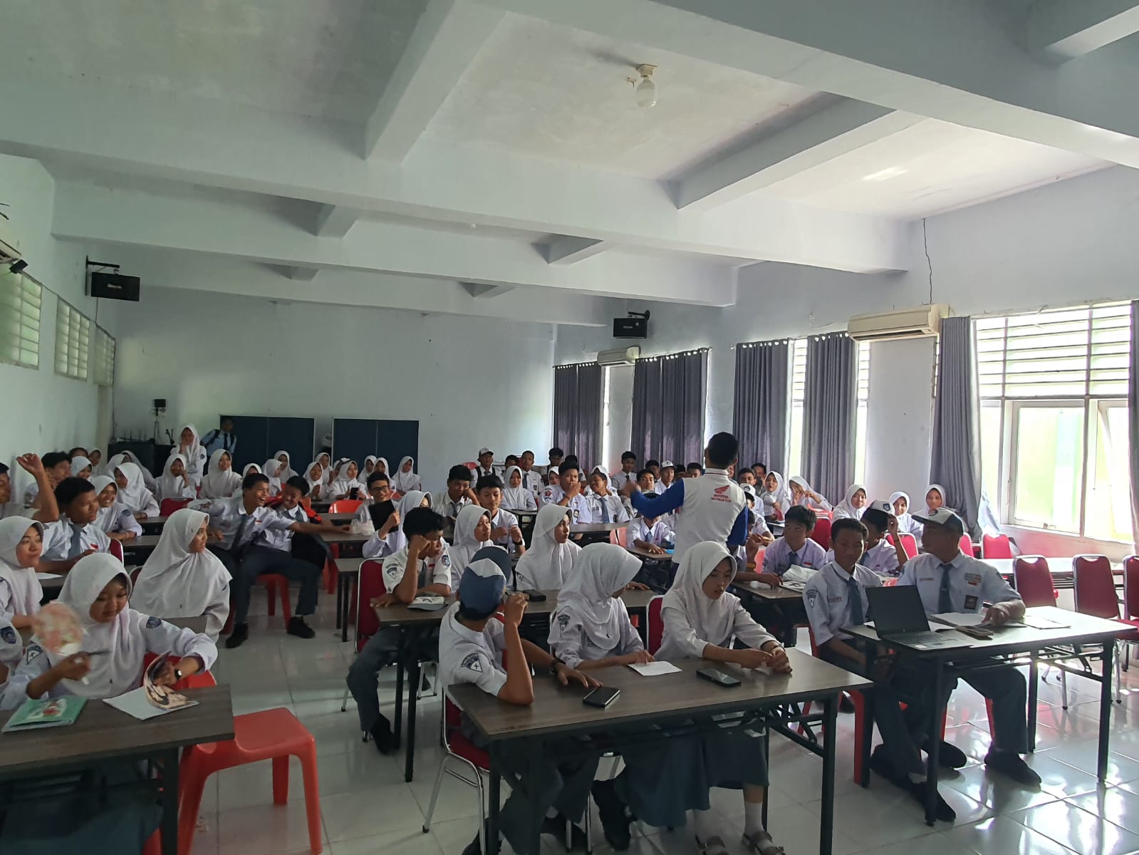 Gelar Edukasi Safety Riding di Sekolah Bulukumba Asmo Sulsel Tekankan Ini