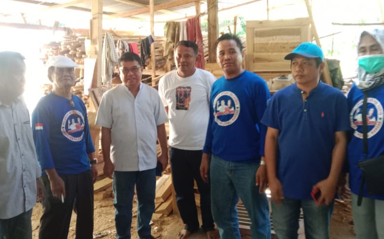 Komitmen Kembangkan Dunia Usaha, Pengusaha Mebel Polman Punya Harapan Besar Kepada BESTI. (Ist)