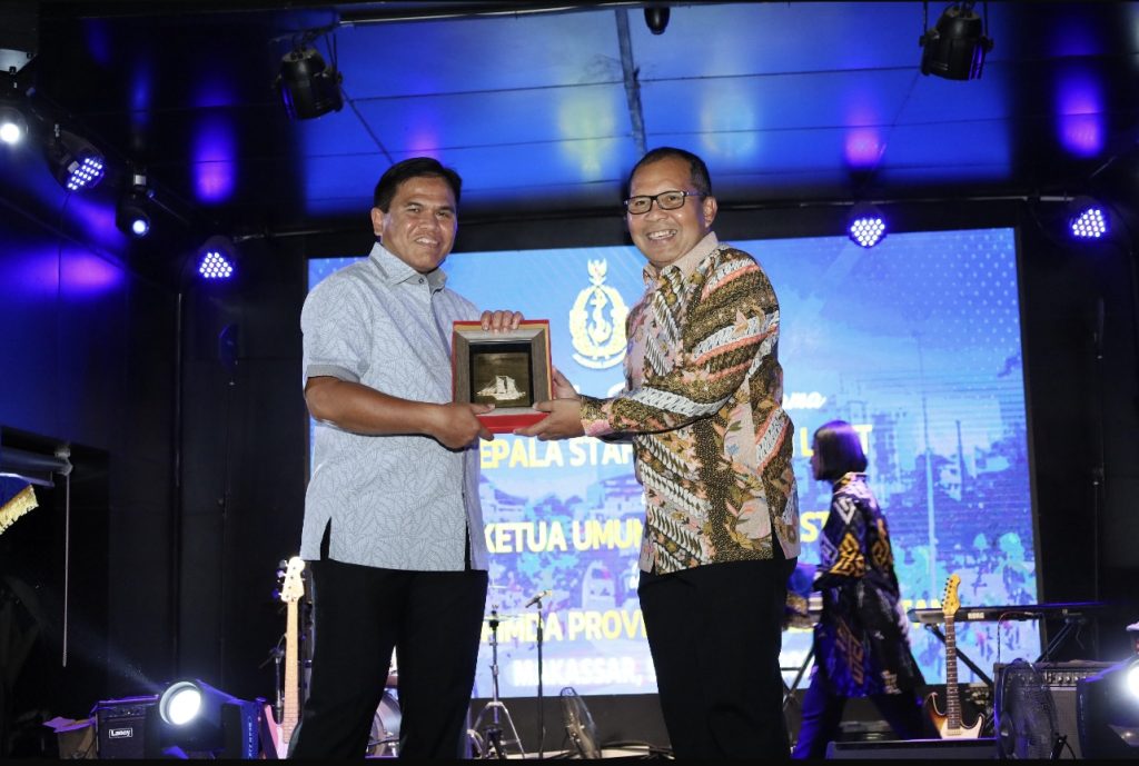 Kunjungan Kerja di Kota Makassar, Danny Pomanto Dinner Bareng KSAL Laksamana TNI Muhammad Ali