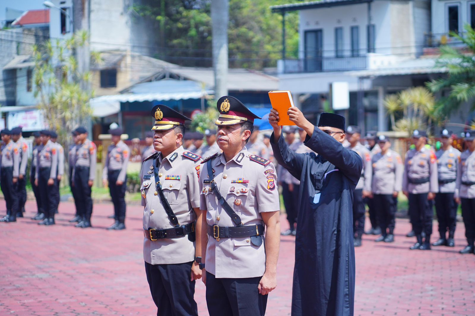 Kapolresta Bandung Pimpin Sertijab Wakapolresta, AKBP Hidayat Gantikan AKBP Maruly Pardede