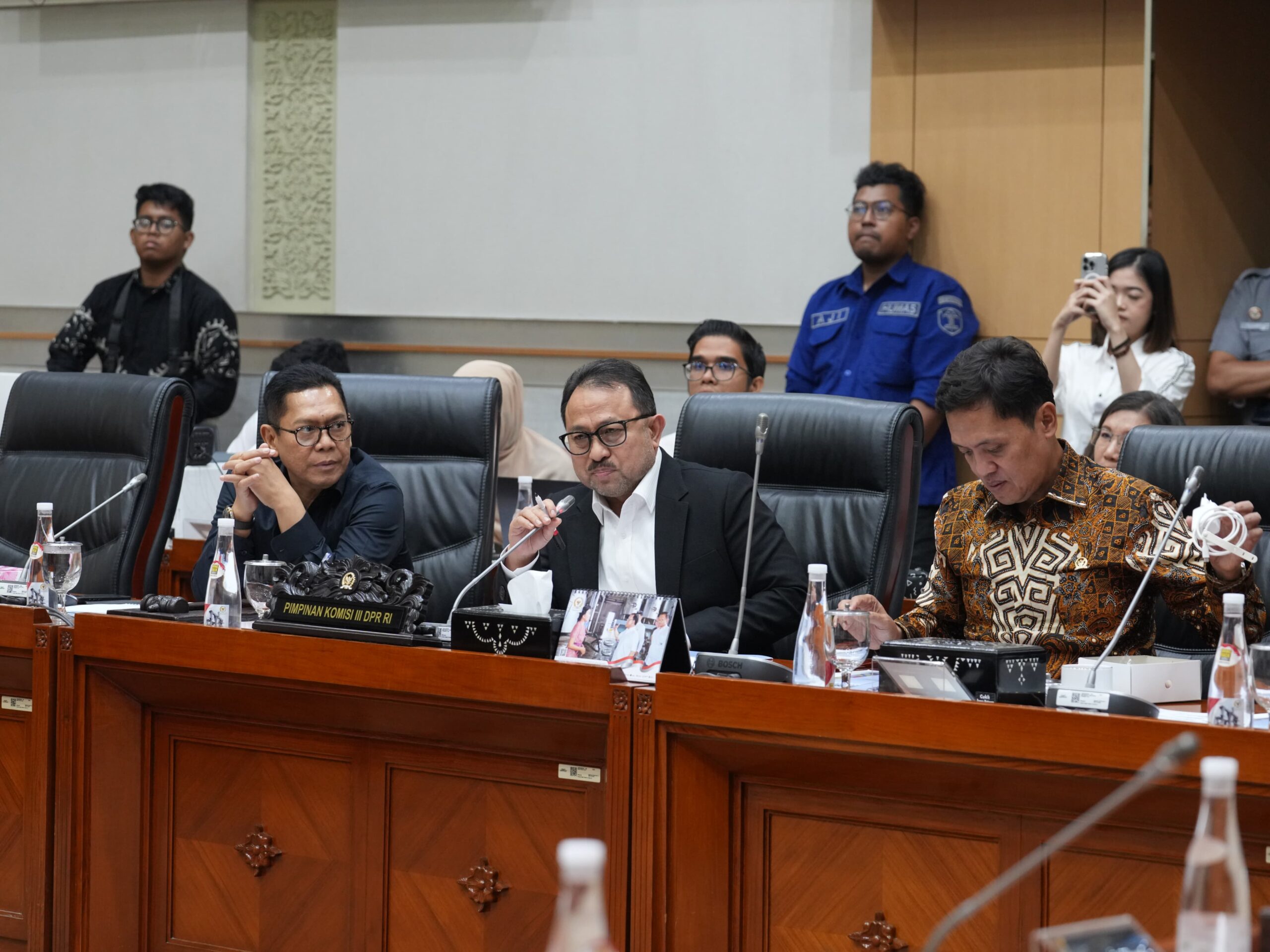 Komisi III DPR Setujui Proses Naturilisasi Hilgers dan Eliano Reijnders