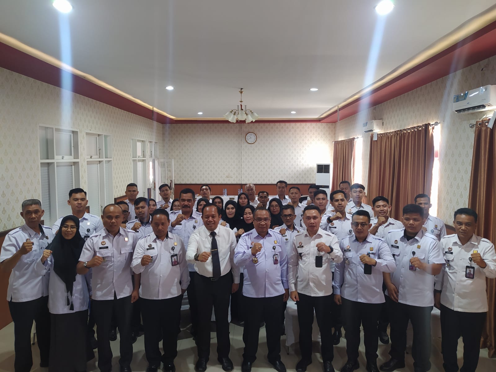 Kunjungan Kerja di Rutan Makassar Kadivpas Kemenkumham Sulsel Berikan Penguatan Tugas