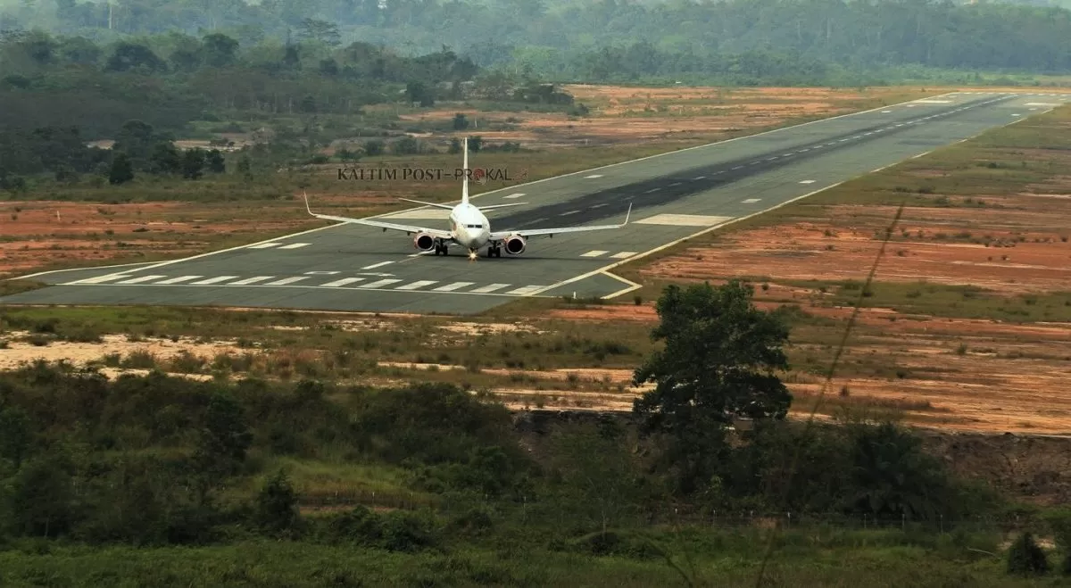 Menko PMK Sebut Landasan Pacu Bandara IKN Kurang 1 KM
