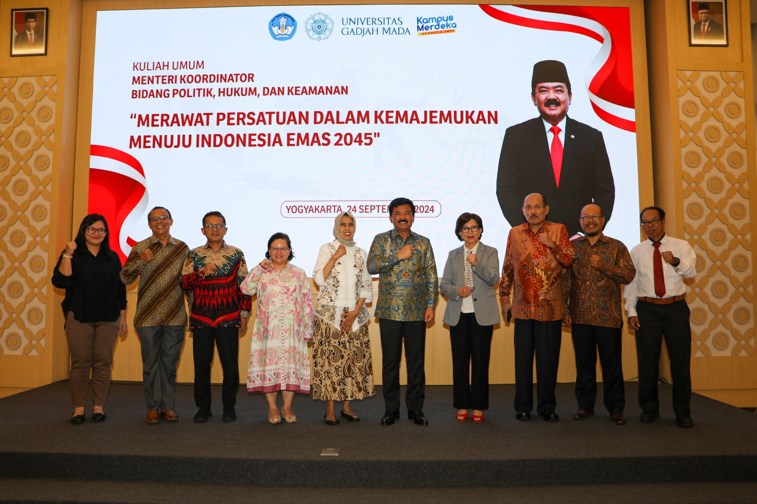 Menkopolhukam Saat Menghadiri Sekaligus Membawakan Materi Kuliah Umum di Universitas Gadjah Mada (UGM)