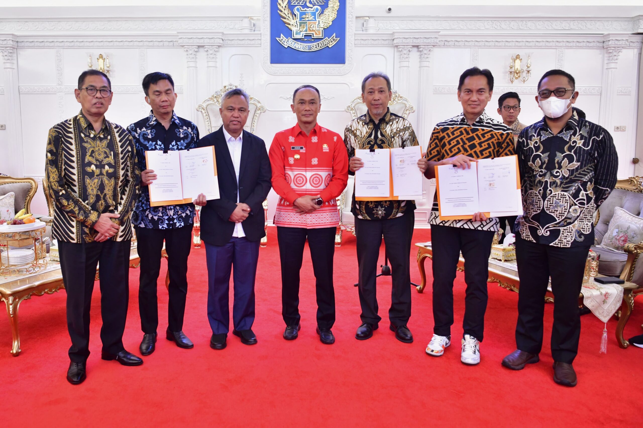 Penandatanganan MoU Pemprov Sulsel-PT Antam-BUMD Mengenai Pendirian Perusahaan Tambang Nikel